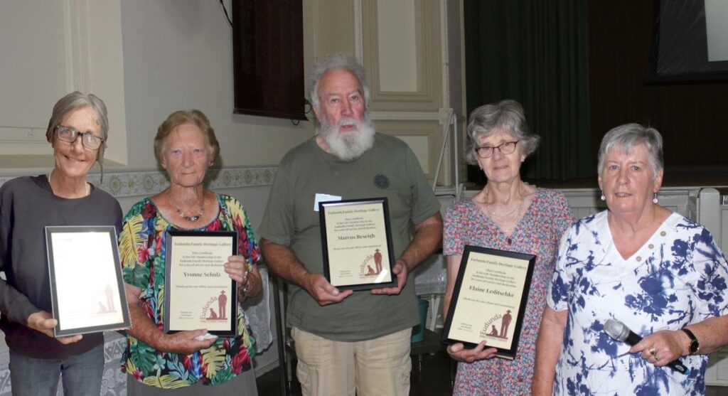 Friends Of The Gallery Celebrate Successful Year For Eudunda Family Heritage Gallery