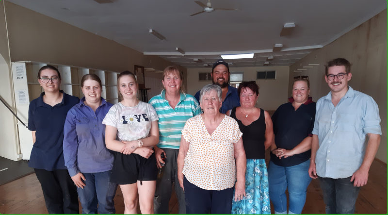 Eudunda Show Committee help Eudunda Family Heritage Gallery pack up